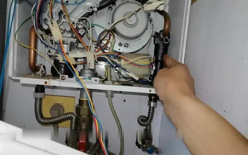 vaillant壁挂炉故障断电